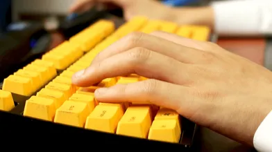 キーボードの「Nキーロールオーバー」とは?のサムネイル