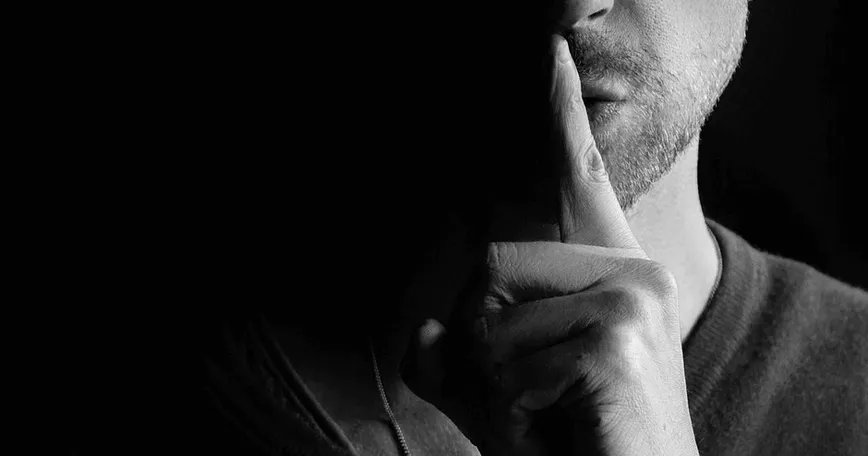 うるさいキーボードの音を静かにする方法のサムネイル