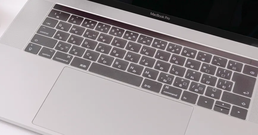 日本語キーボードのMacbookを英字キーボードライクに使う方法のサムネイル